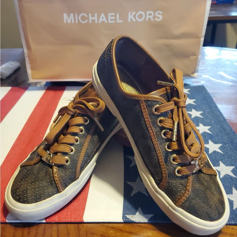 Michael Kors Brown Sneakers Casual Low-Top Design